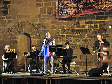 Musicos de Zaragoza para conciertos, bodas y todo tipo de eventos. www.elegia.es Tel. 679 590 436