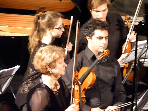 Musicos de Zaragoza para conciertos, bodas y todo tipo de eventos. www.elegia.es Tel. 679 590 436