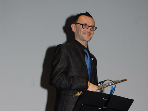 Concierto de Navidad. Mikhail Shkil flautista titulada del grupo Elegia para conciertos, bodas y qualquier tipo de eventos en Zaragoza