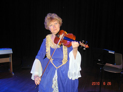 Natalia Shkil violinista titulada del grupo Elegia para conciertos, bodas y qualquier tipo de eventos en Zaragoza